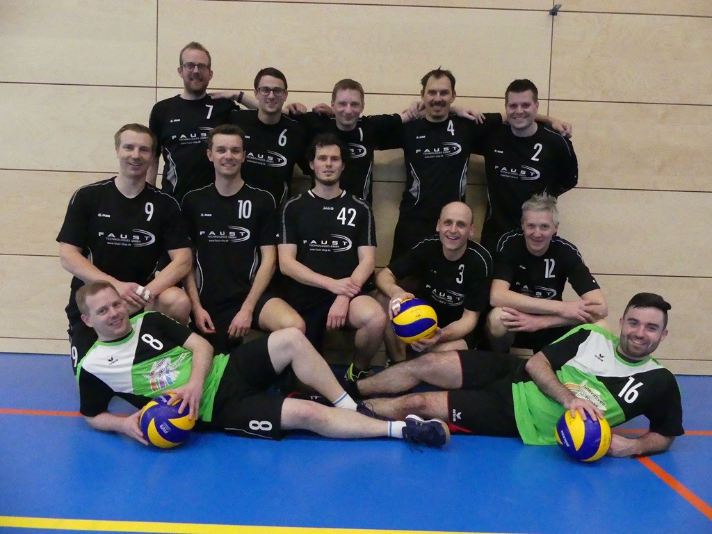 Volleyball – Mannschaftsfoto 2019-03