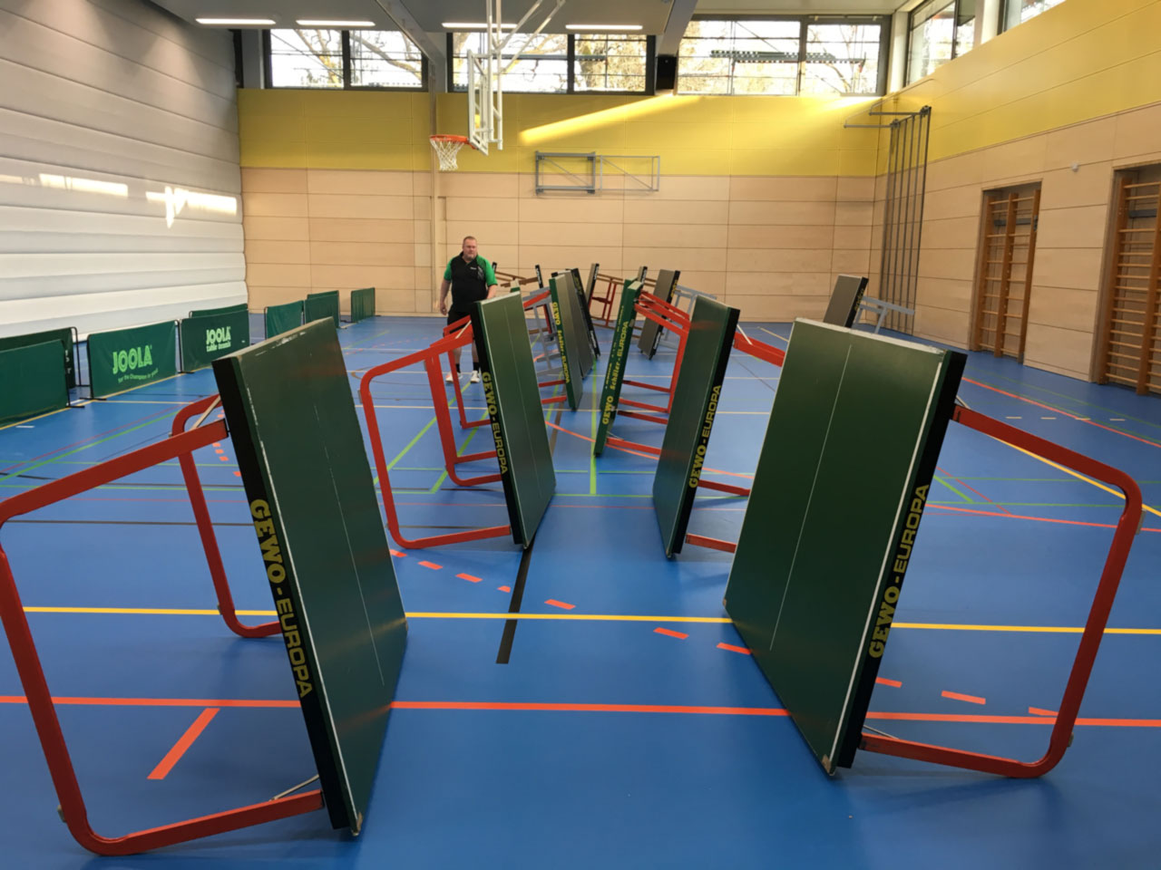 Halle TSV Ochenbruck Tischtennis